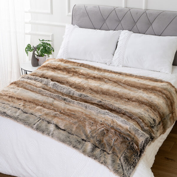 Luxury Faux Fur Throw Blanket - Image 4