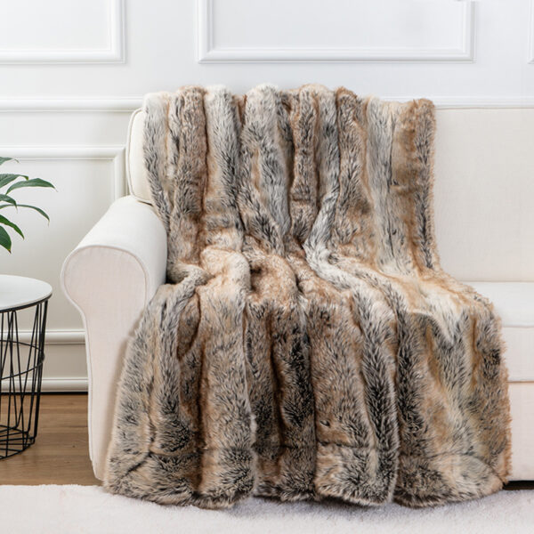 Luxury Faux Fur Throw Blanket - Image 3