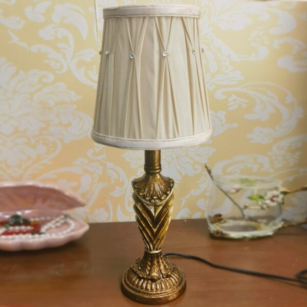 Bedroom Romantic Retro Desk Court Country Classical Study Lamp - Image 2